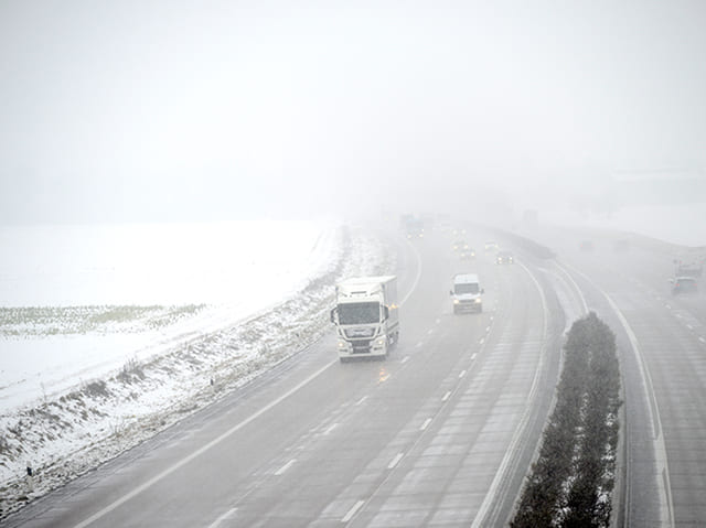 autoroute praticable sous la neige